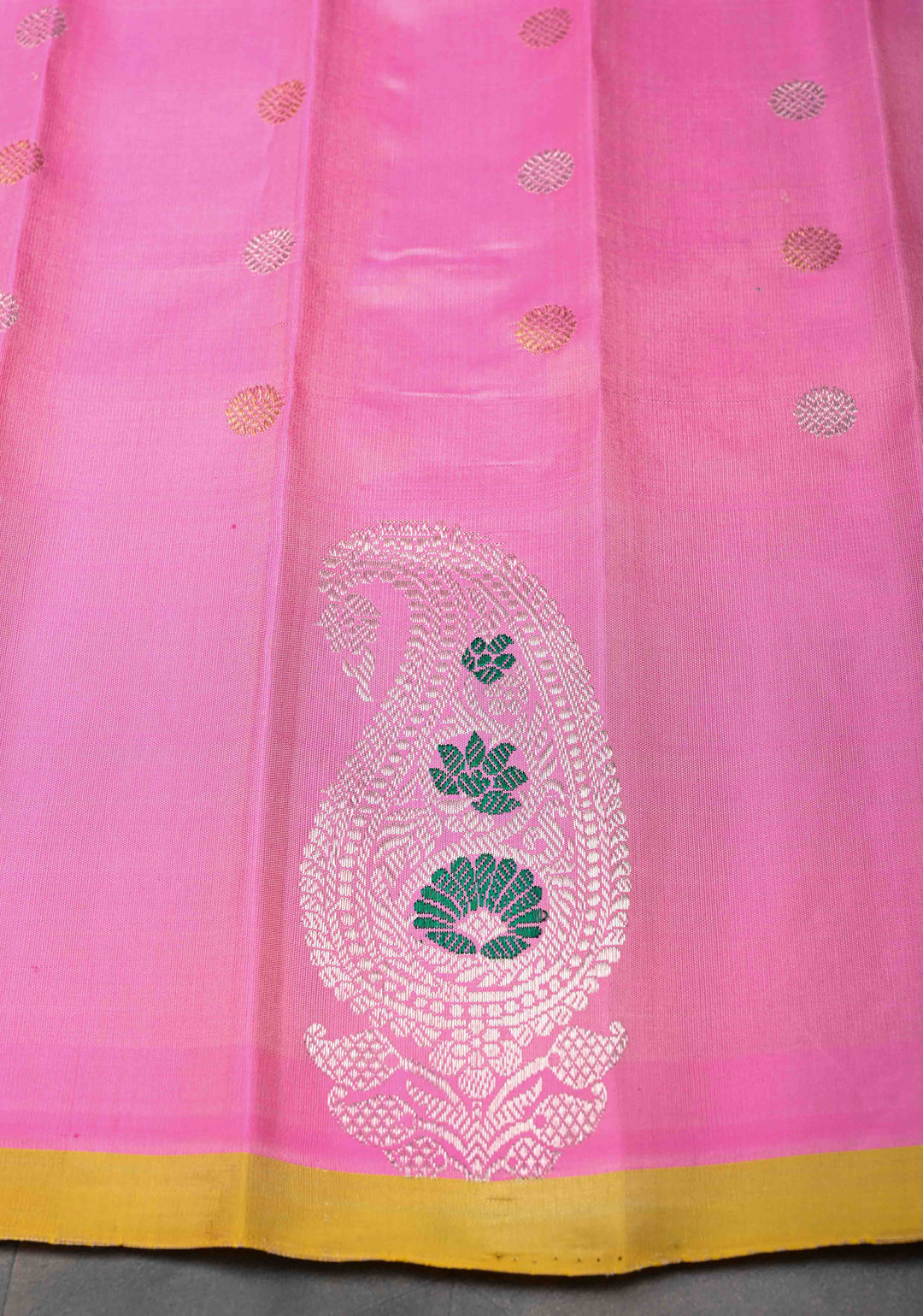 frost mint Green Gadwal Pure Silk Saree with Dual tone Buttas and Distinct Meenakari Paisley Border, Pallu | SILK MARK CERTIFIED