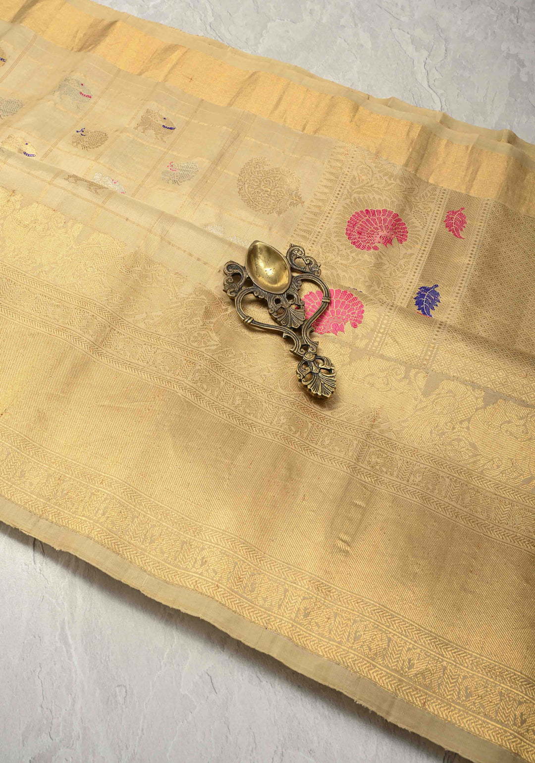 Pre-order Beige Zari Checks on Pure Kalanjali Gadwal Silk Saree with 2 tone Zari Buttas and Wide Zari Border | SILK MARK CERTIFIED