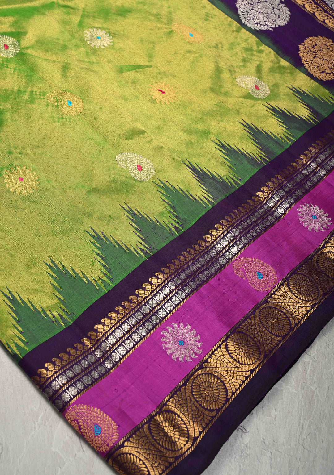 Chartreuse Pure Tissue Gadwal Silk Saree with Meenakari Butta and Zari Border | SILK MARK CERTIFIED