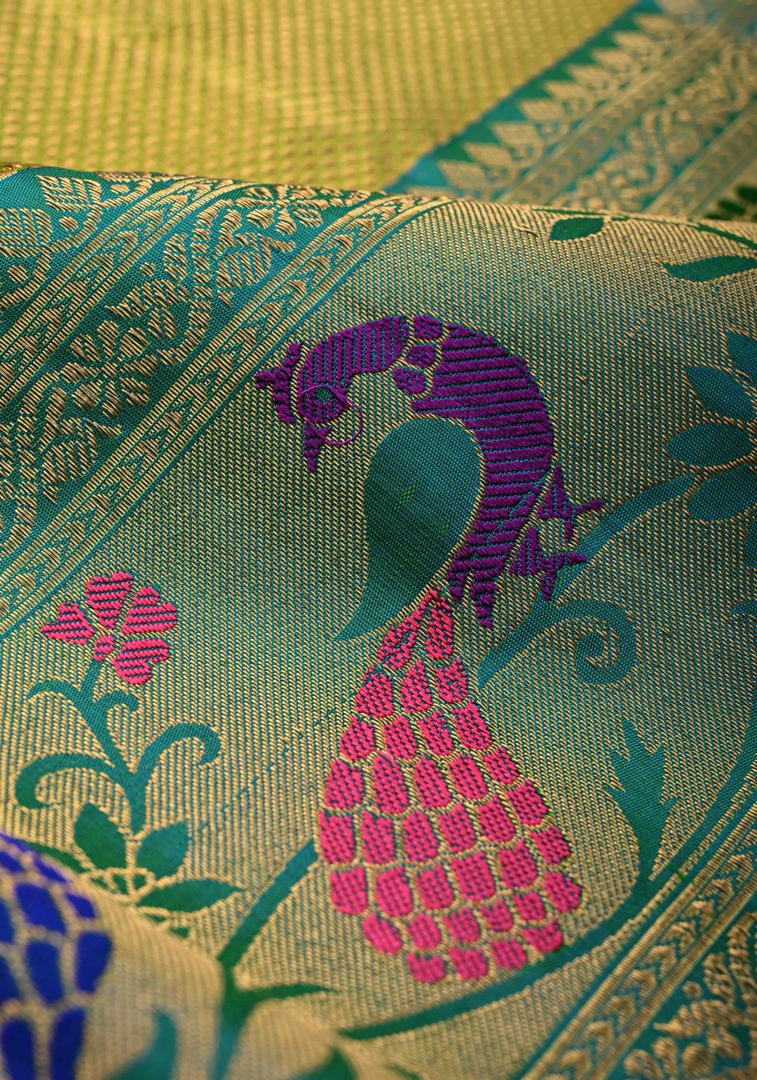 Moss Green with Brocade  Pure Gadwal Silk Saree and Contrast Paithani Style Border | SILK MARK CERTIFIED