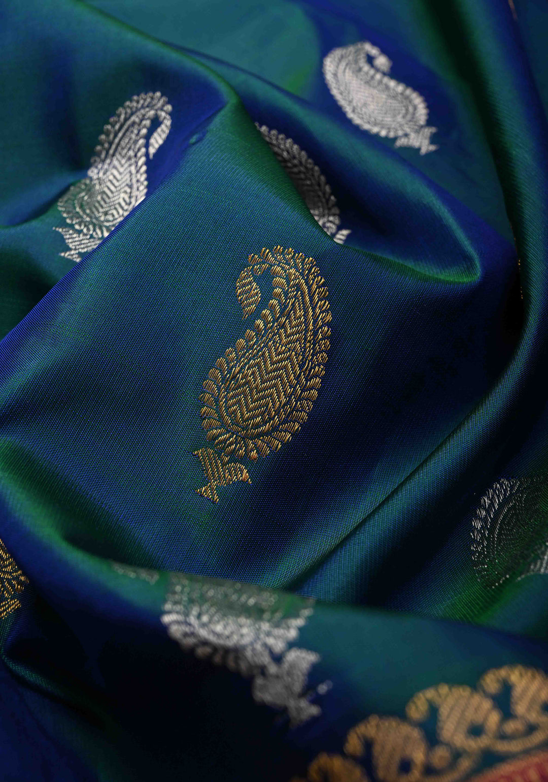 Peacock Blue and Green Dual Tone Pure Gadwal Silk Saree with Gold-Silver Paisley Buttas and  Meenakari Border | SILK MARK CERTIFIED