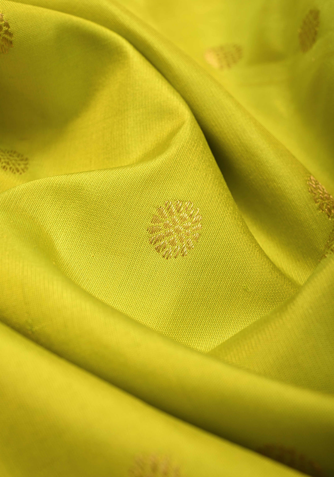 Moss Green Meenakari Gadwal Silk Saree with Zari Buttas and MultiColor Temple Border | SILK MARK CERTIFIED