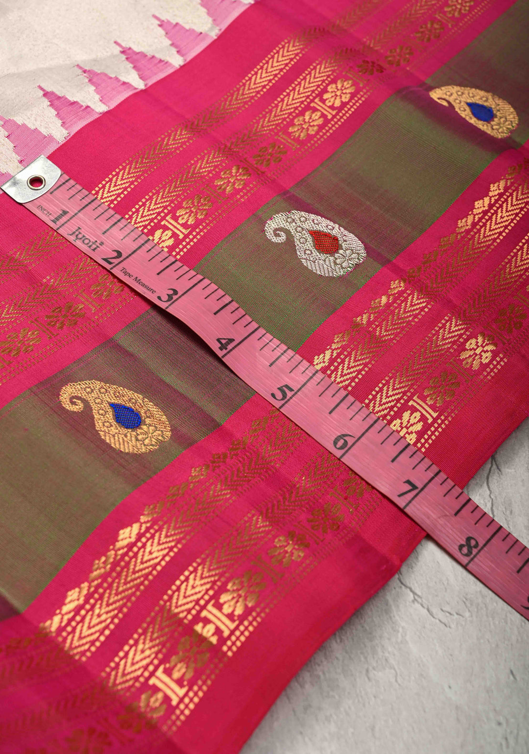 Ivory Pure  Tissue Gadwal Silk Saree with Meenakari Buttas and Zari Border | SILK MARK CERTIFIED