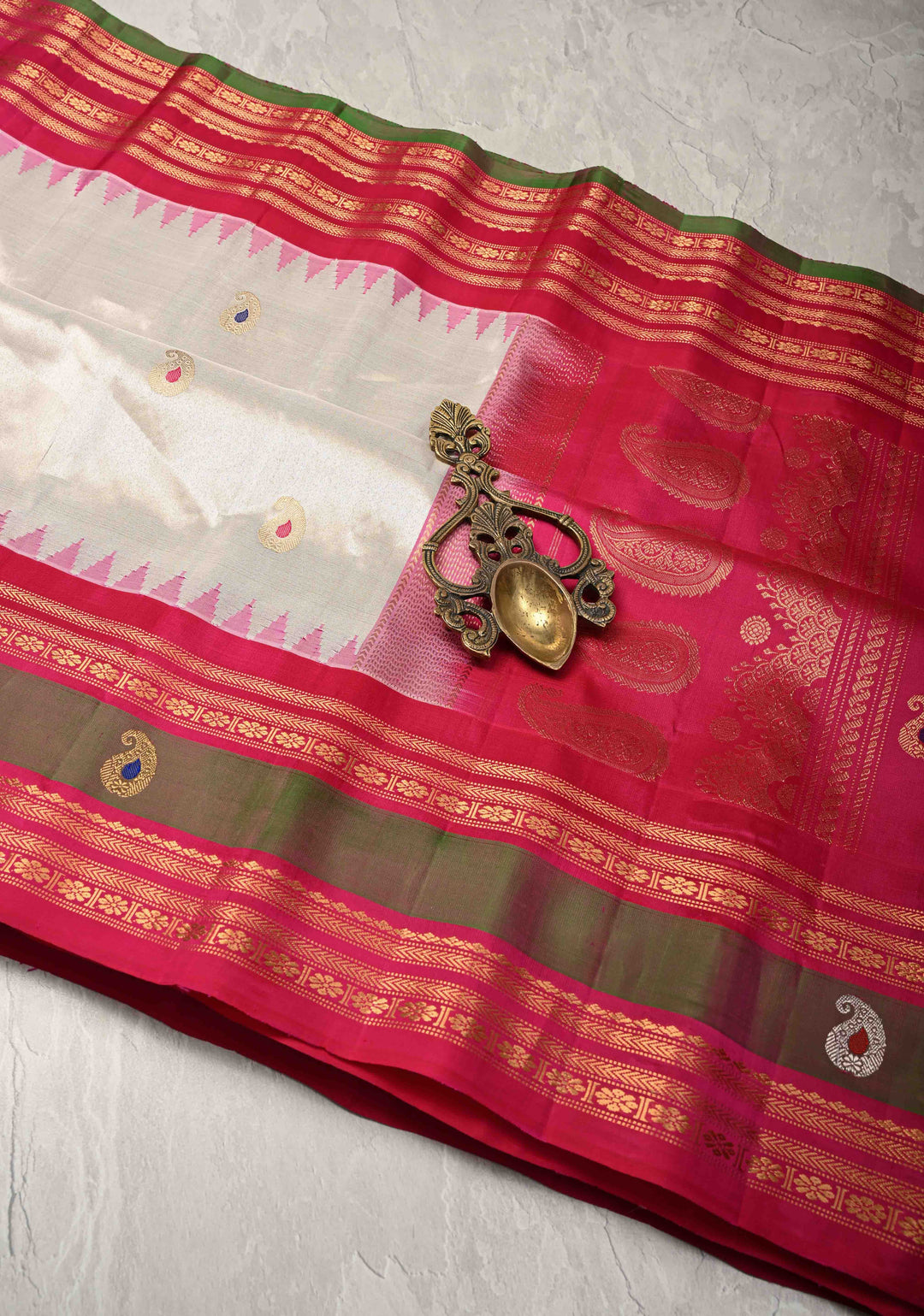 Ivory Pure  Tissue Gadwal Silk Saree with Meenakari Buttas and Zari Border | SILK MARK CERTIFIED