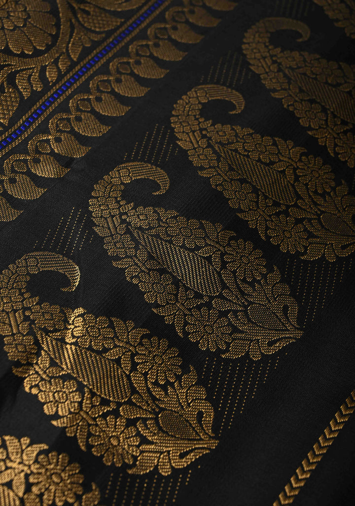 Gray Gadwal Silk Cotton  Saree with Gold-Silver Motifs and Contrast Zari Border