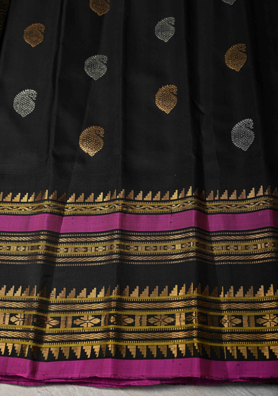 Gray Gadwal Silk Cotton  Saree with Gold-Silver Motifs and Contrast Zari Border