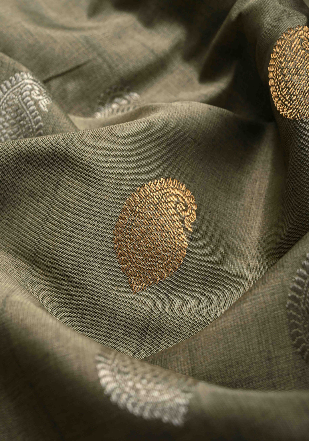 Gray Gadwal Silk Cotton  Saree with Gold-Silver Motifs and Contrast Zari Border