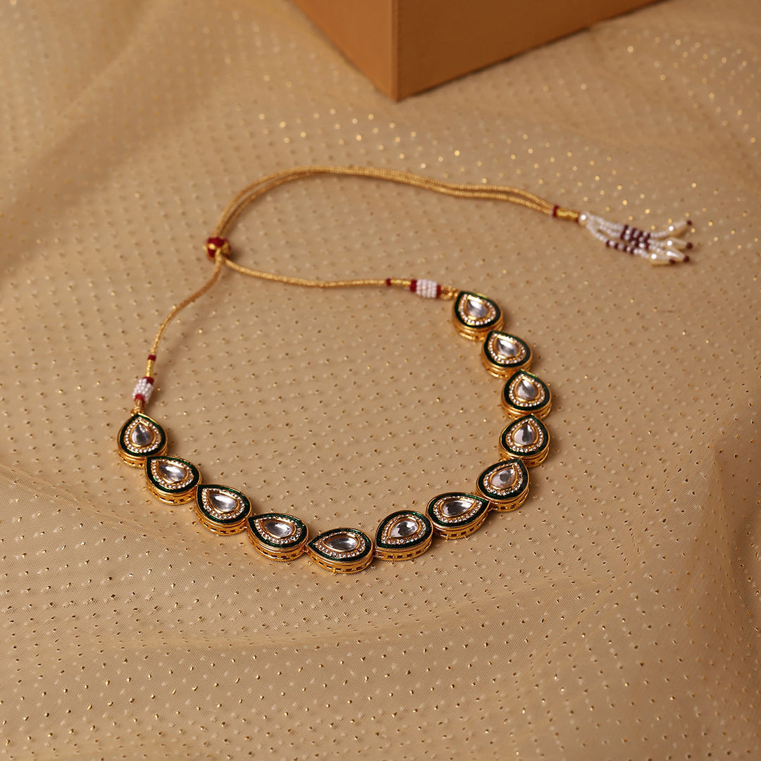 Women's Kundan Necklace | SHOBITAM