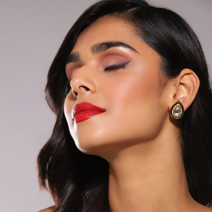 Golden Pearl Neckpiece | SHOBITAM