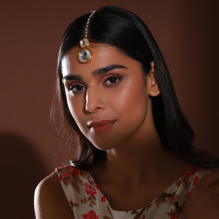 Women's Kundan Round Maang Tikka | SHOBITAM