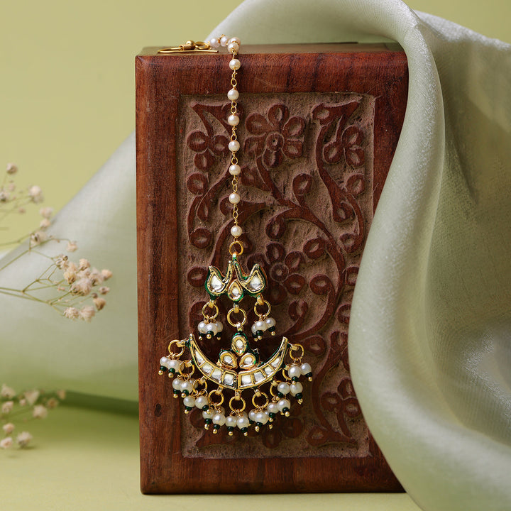 Kundan & Green Beads Maang Tikka | SHOBITAM