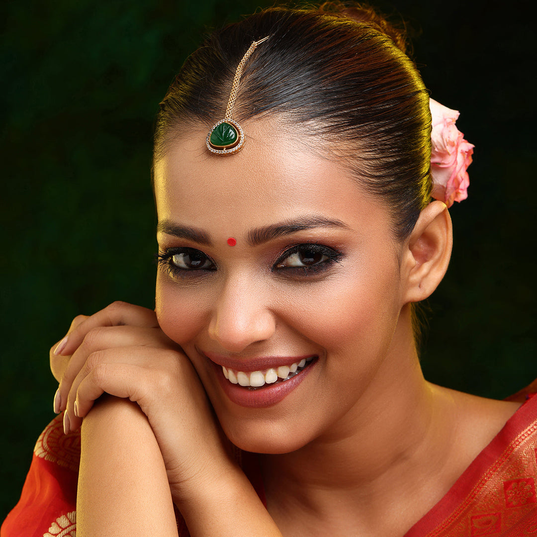 Stone Dark Green Kundan Maang Tikka | SHOBITAM