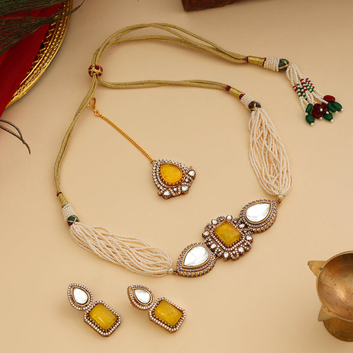 Green Stone and Moissanite Necklace with matching Earrings and Maang Tikka | SHOBITAM