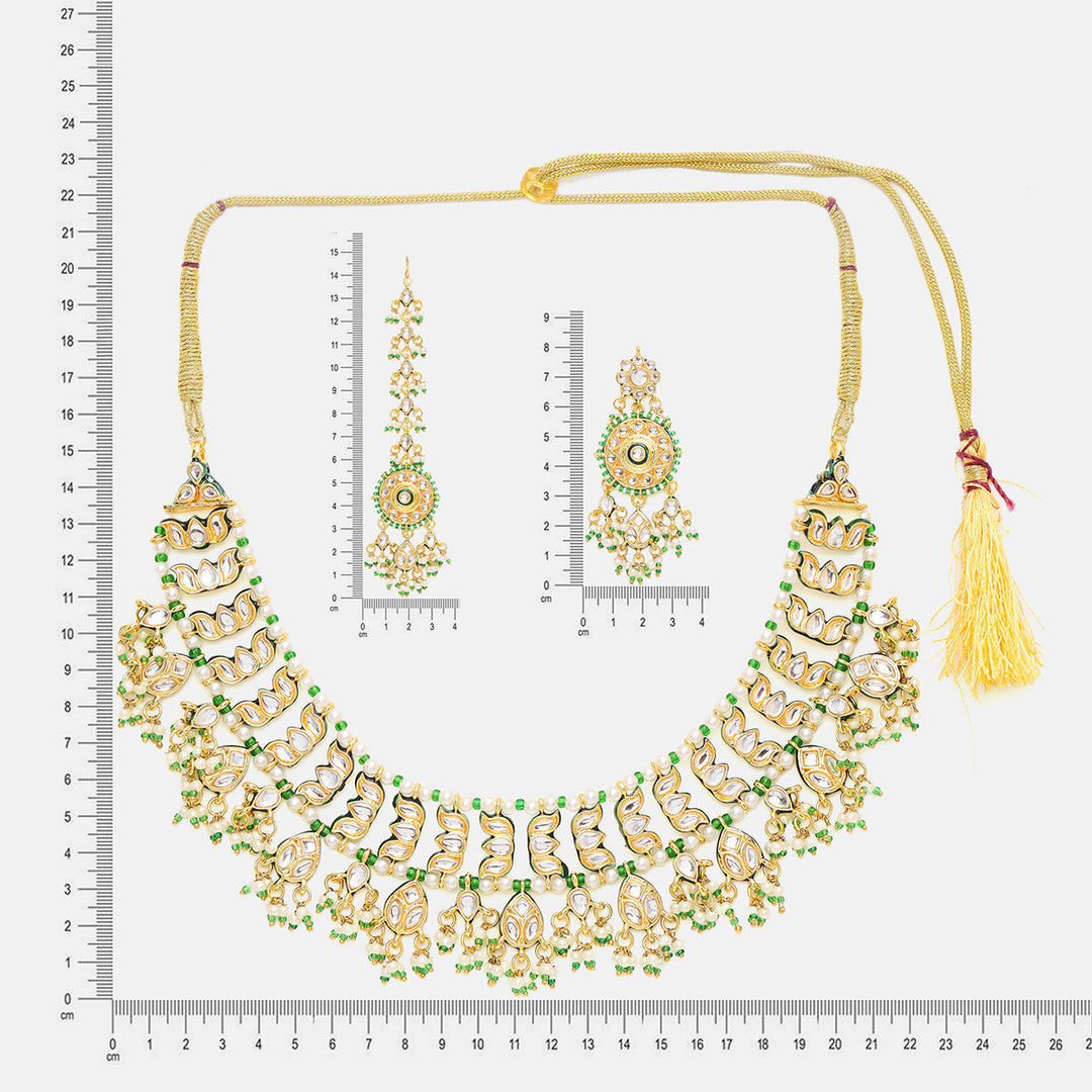 Kundan Collar Green Necklace with Earrings & Maang Tikka | SHOBITAM