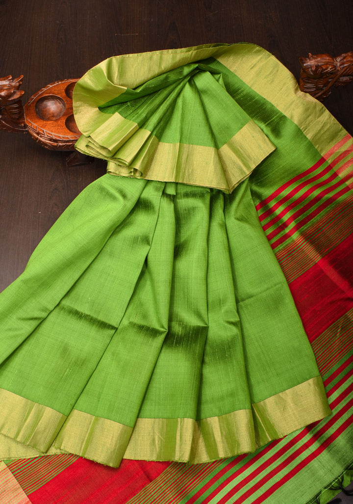 Radiant Green Raw Silk Saree with Tissue Zari Border and Vibrant Red Pallu| SILK MARK CERTIFIED