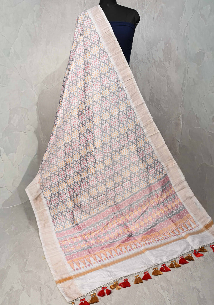 Dupatta : white Ikkat Pure Raw Silk Dupatta with handmade tassels | SILK MARK CERTIFIED