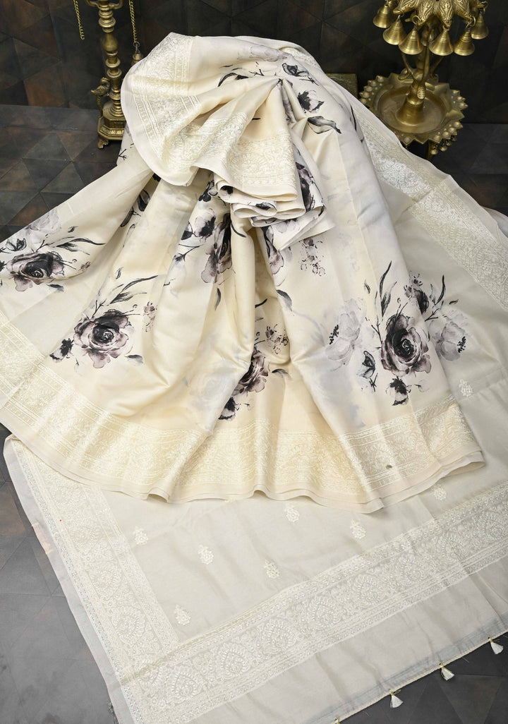 Cream Viscose  Saree With Floral Digital Print And Thread Work Border