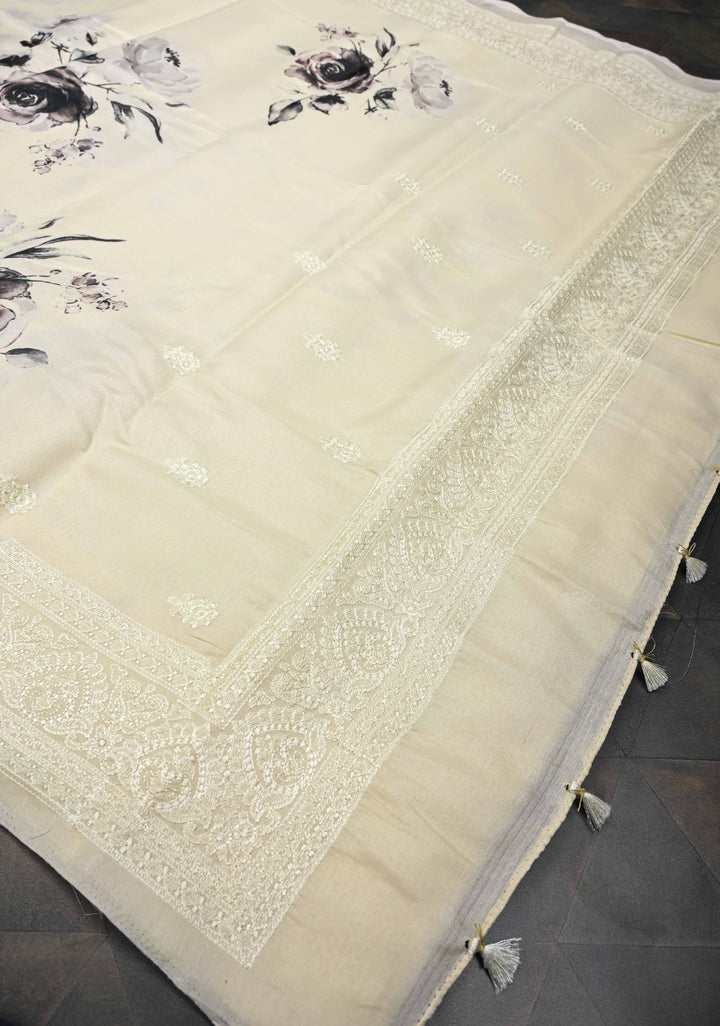Cream Viscose  Saree With Floral Digital Print And Thread Work Border