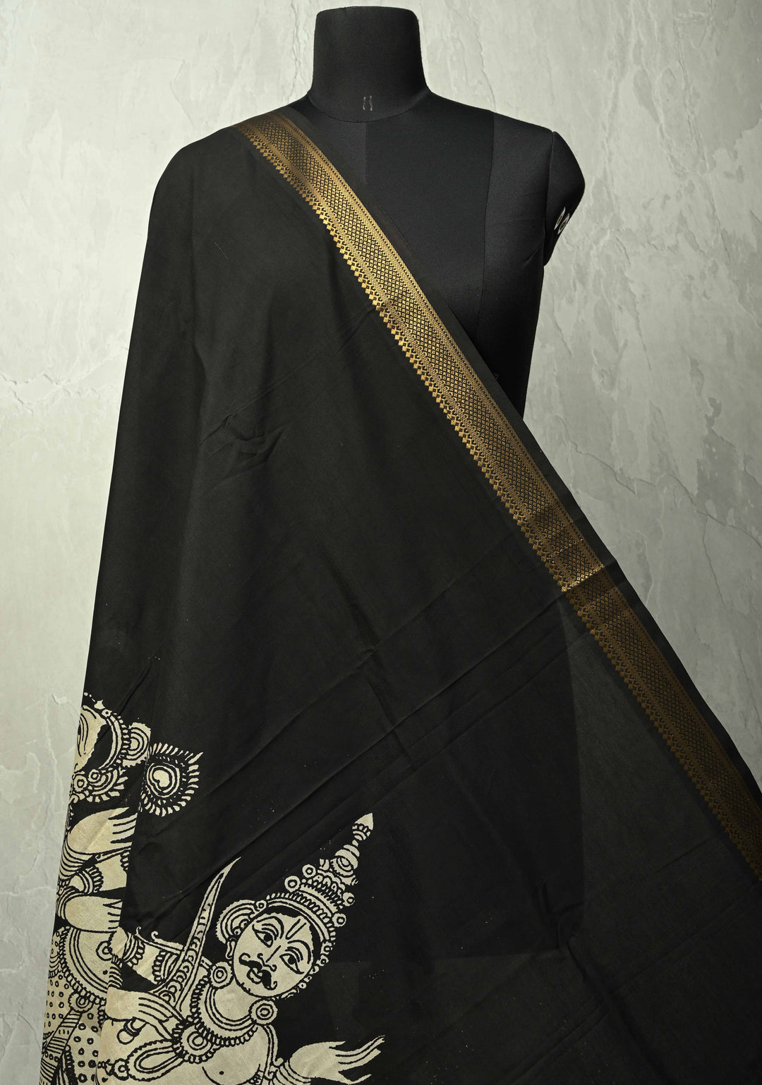 DUPATTA : Black Pen kalamakari on Mangalagiri Silk Cotton Dupatta and  Zari Border