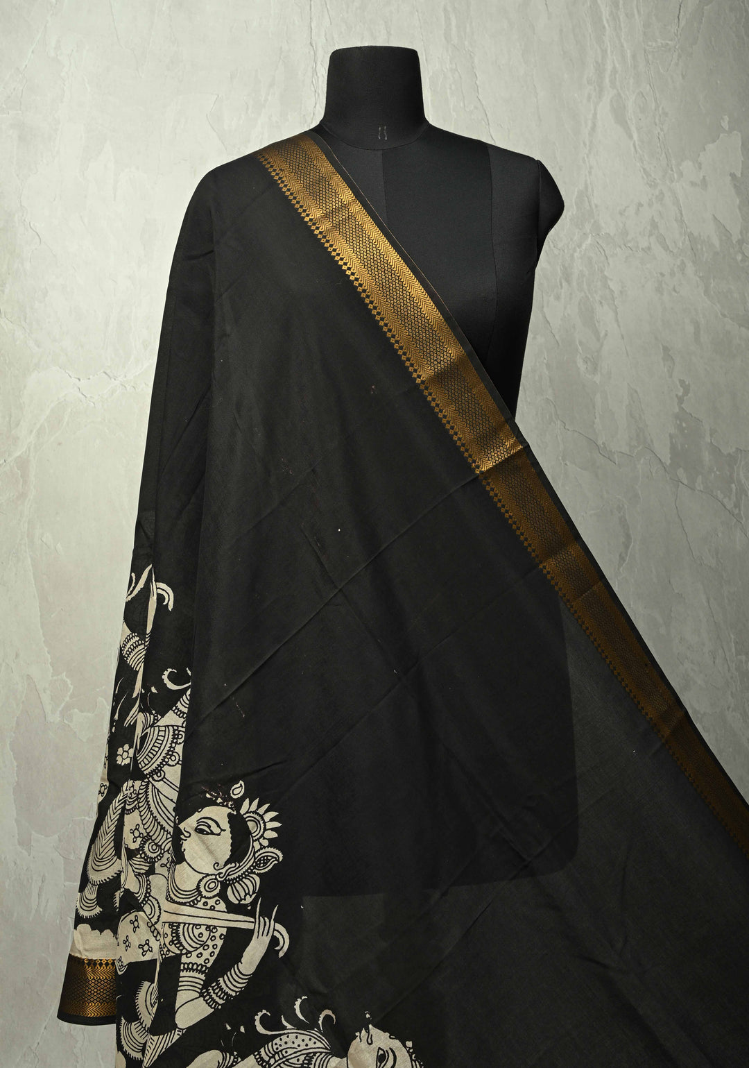 DUPATTA : Black Pen Kalamakari on Mangalagiri Silk Cotton Dupatta with musical instruments and Zari Border