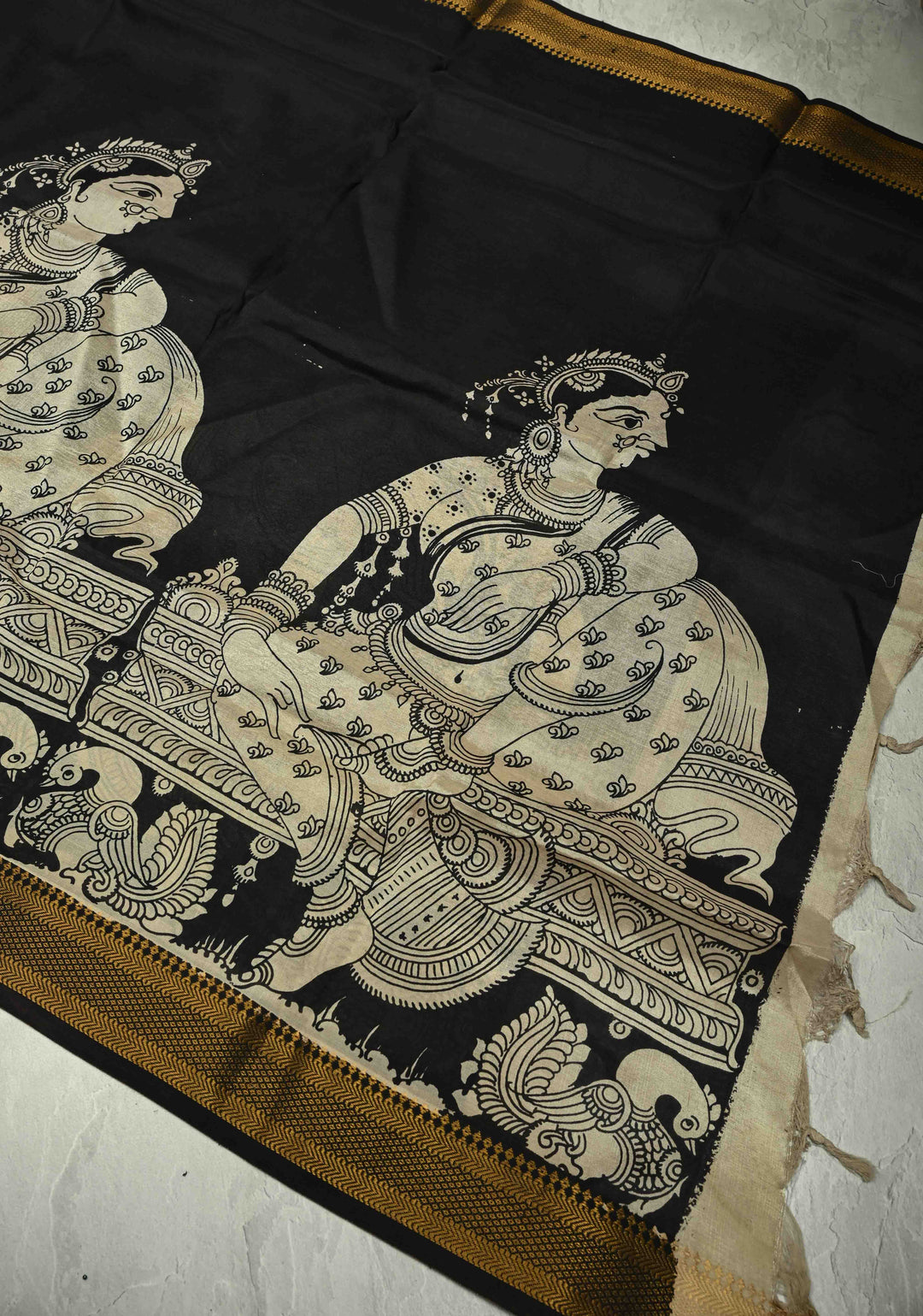 DUPATTA : Black Kalamakari Mangalagiri Silk Cotton Dupatta with Indian Lady Theme and Zari Border