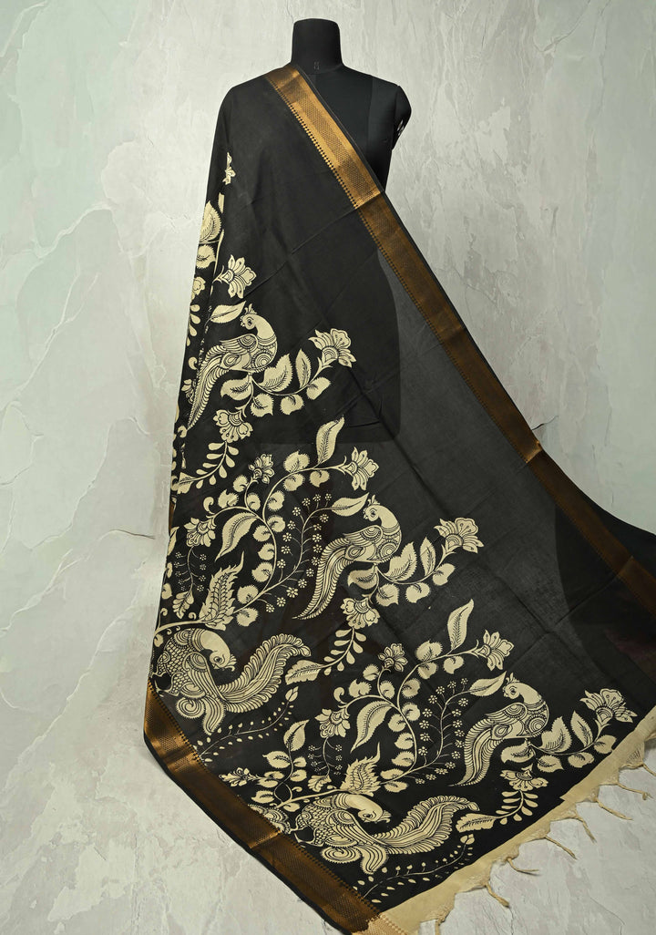 DUPATTA : Black Pen Kalamakari on Mangalagiri Silk Cotton Dupatta with Peacock Design and Zari Border