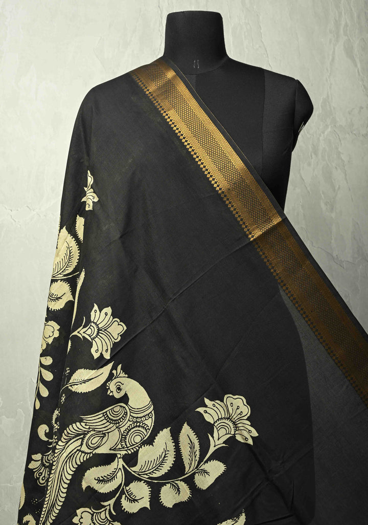 DUPATTA : Black Pen Kalamakari on Mangalagiri Silk Cotton Dupatta with Peacock Design and Zari Border
