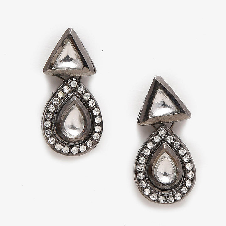 Silver Kundan Choker with Earrings and Maang Tikka | SHOBITAM