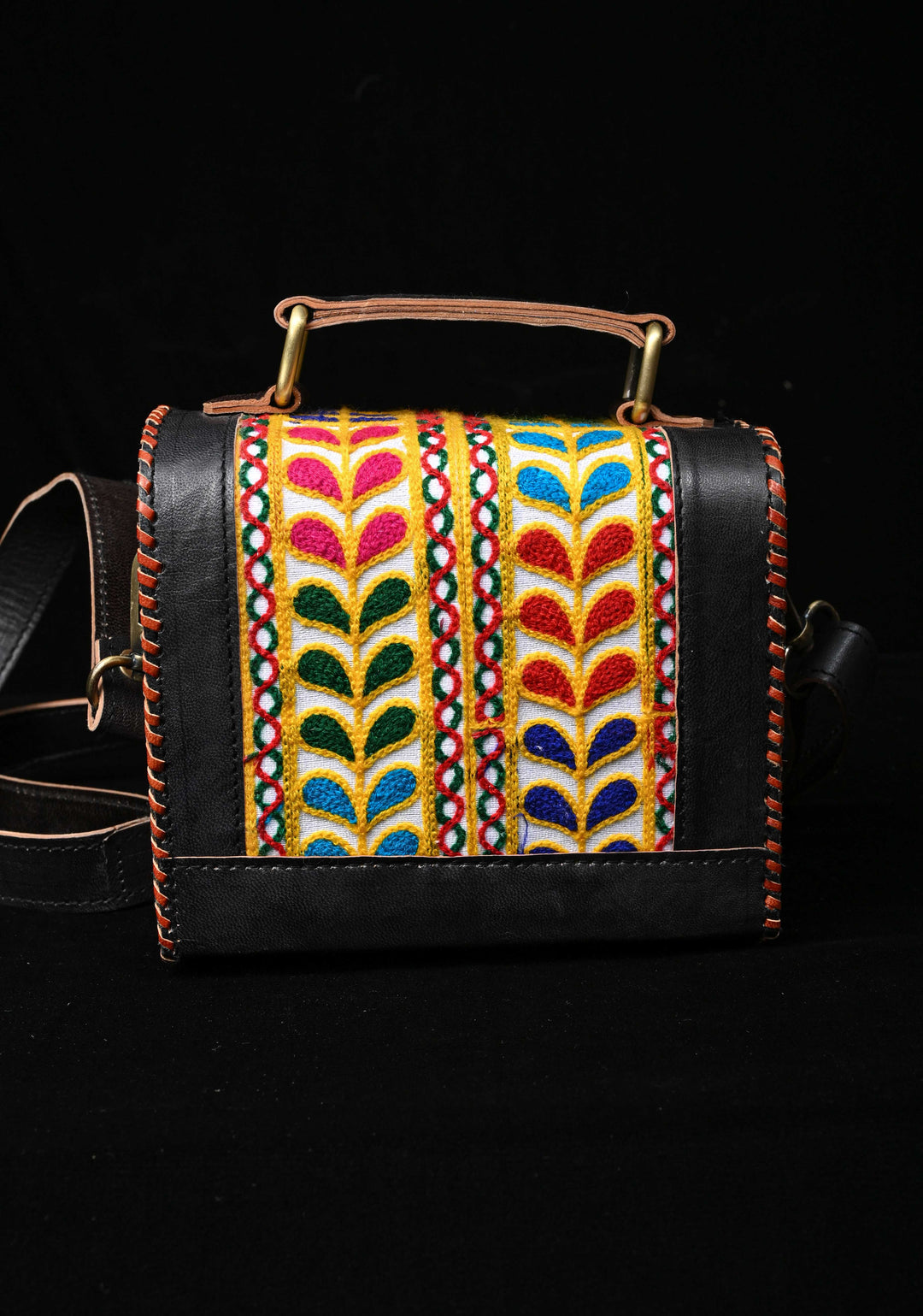 Black Leather Double Buckle Hut Bag With Hand-Crafted And Leaf Embroidery