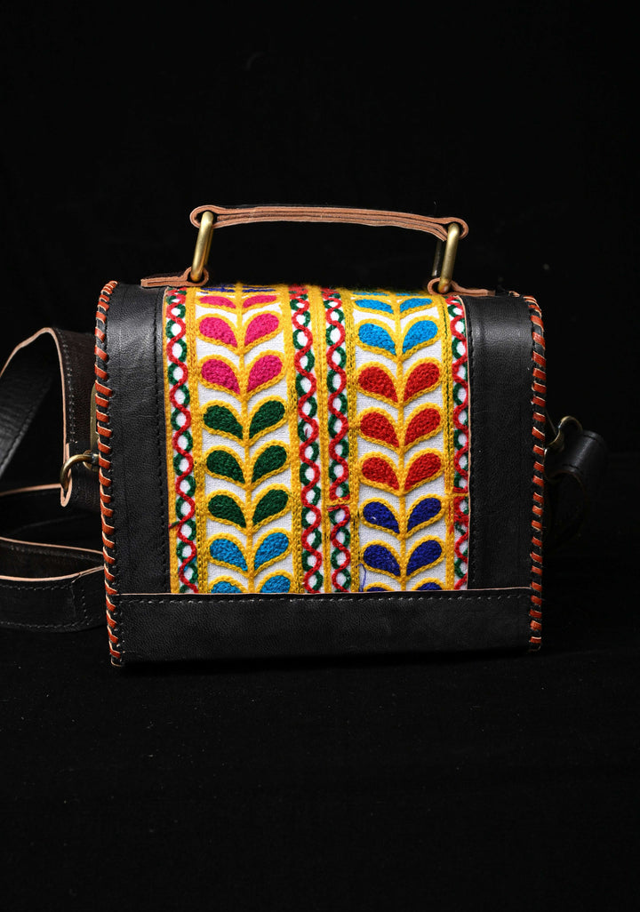 Black Leather Double Buckle Hut Bag With Hand-Crafted And Leaf Embroidery