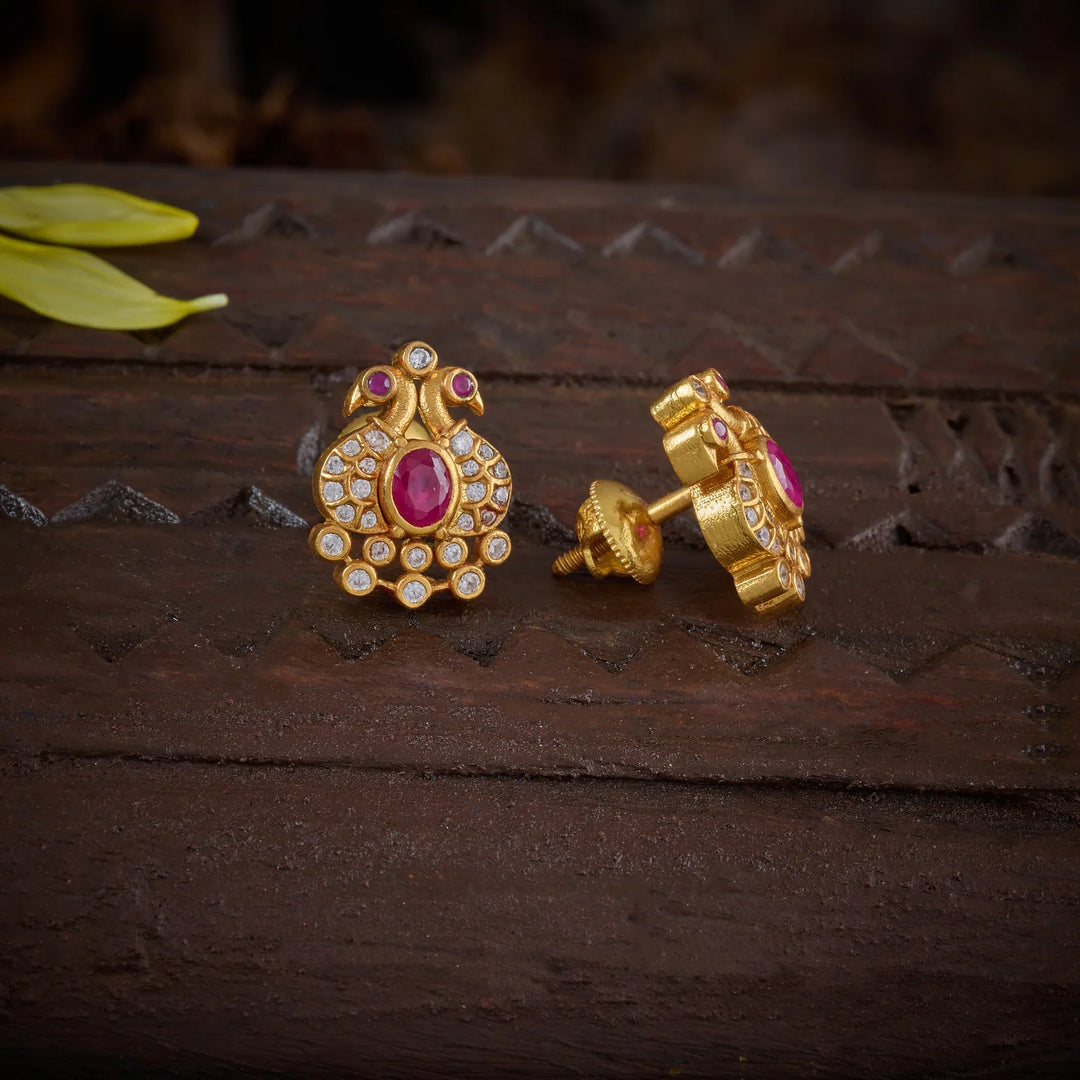 Pure 92.5 Pavonine Studs
