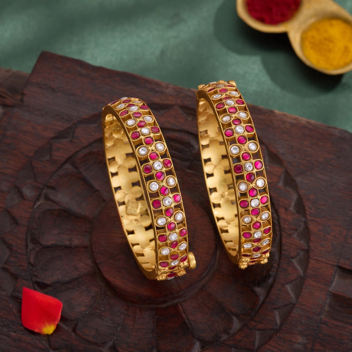 Gulika Kundan Bangles