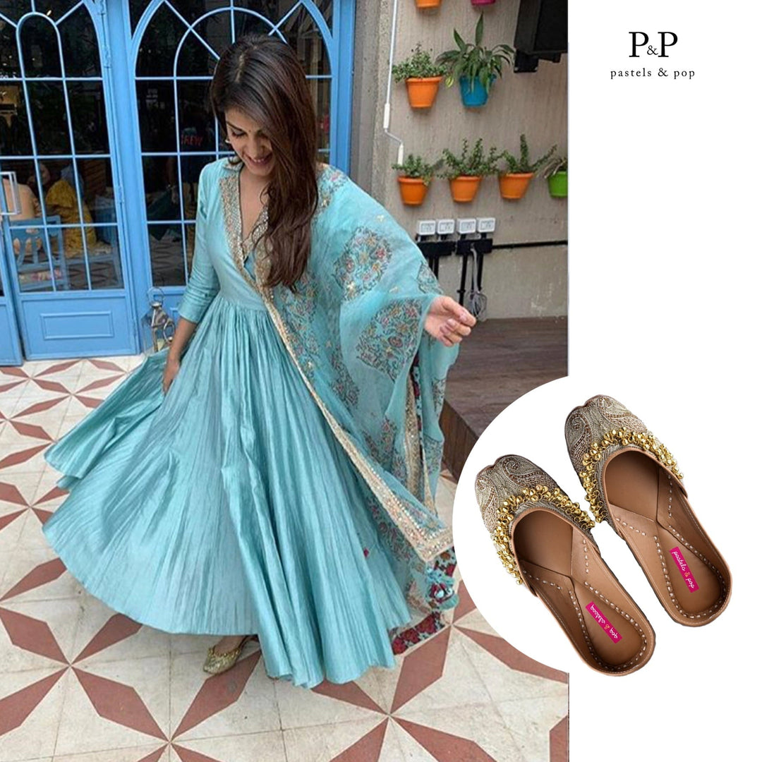 DESIRE GOLD Traditional Paisley Embroidered Ethnic Mojaris