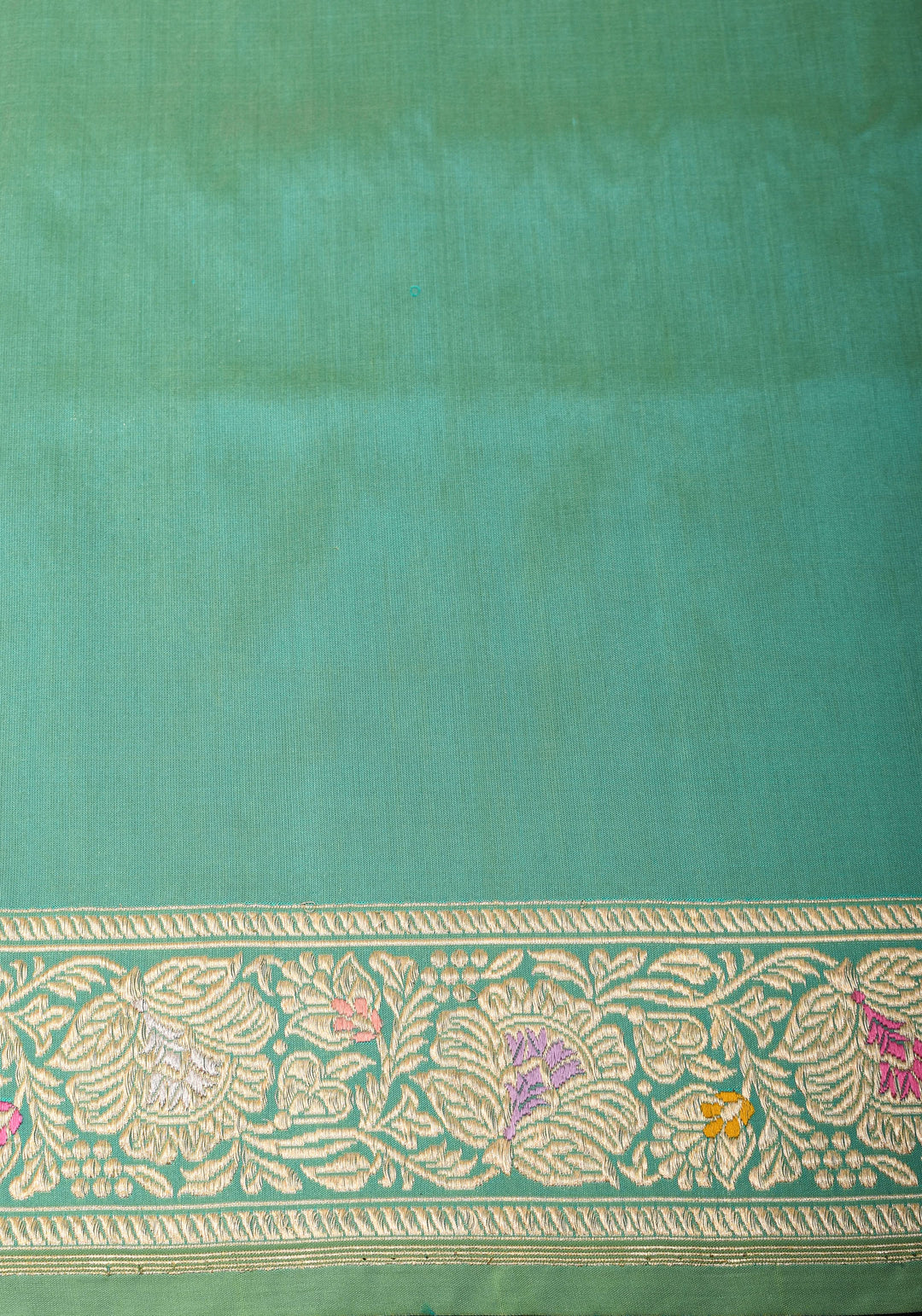 Kadhuwa Jungla Meenakari Sea Green Exquisite Banarasi  Silk Saree | SILK MARK CERTIFIED