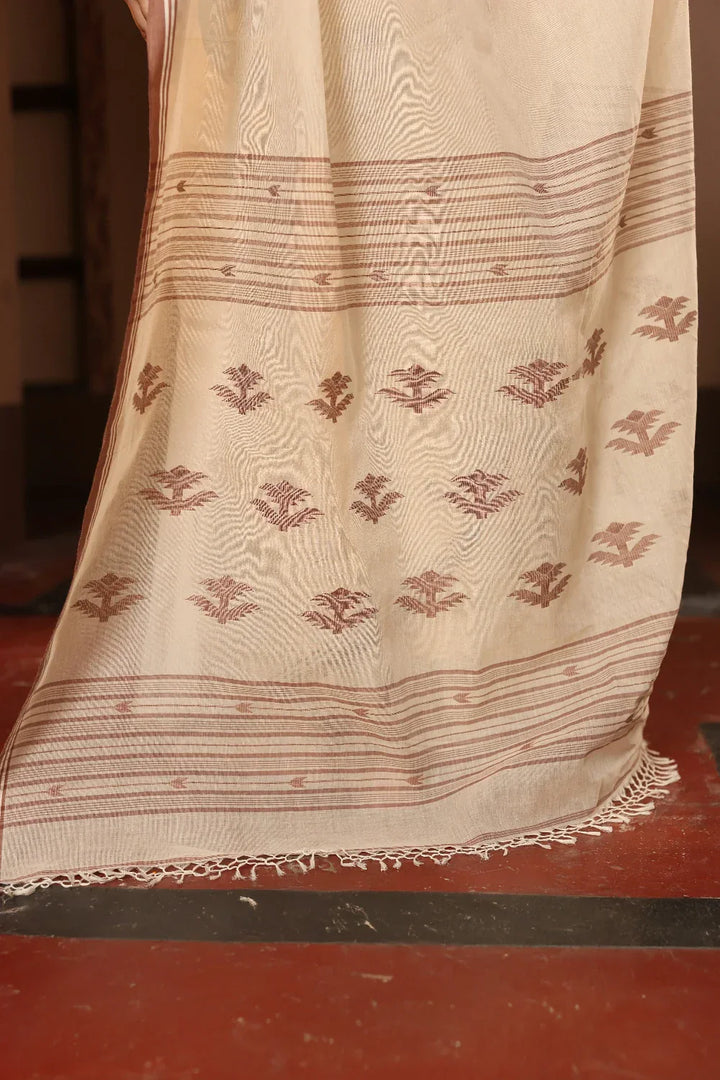 Handloom Beige Pure Cotton Jamdani Saree | SHOBITAM