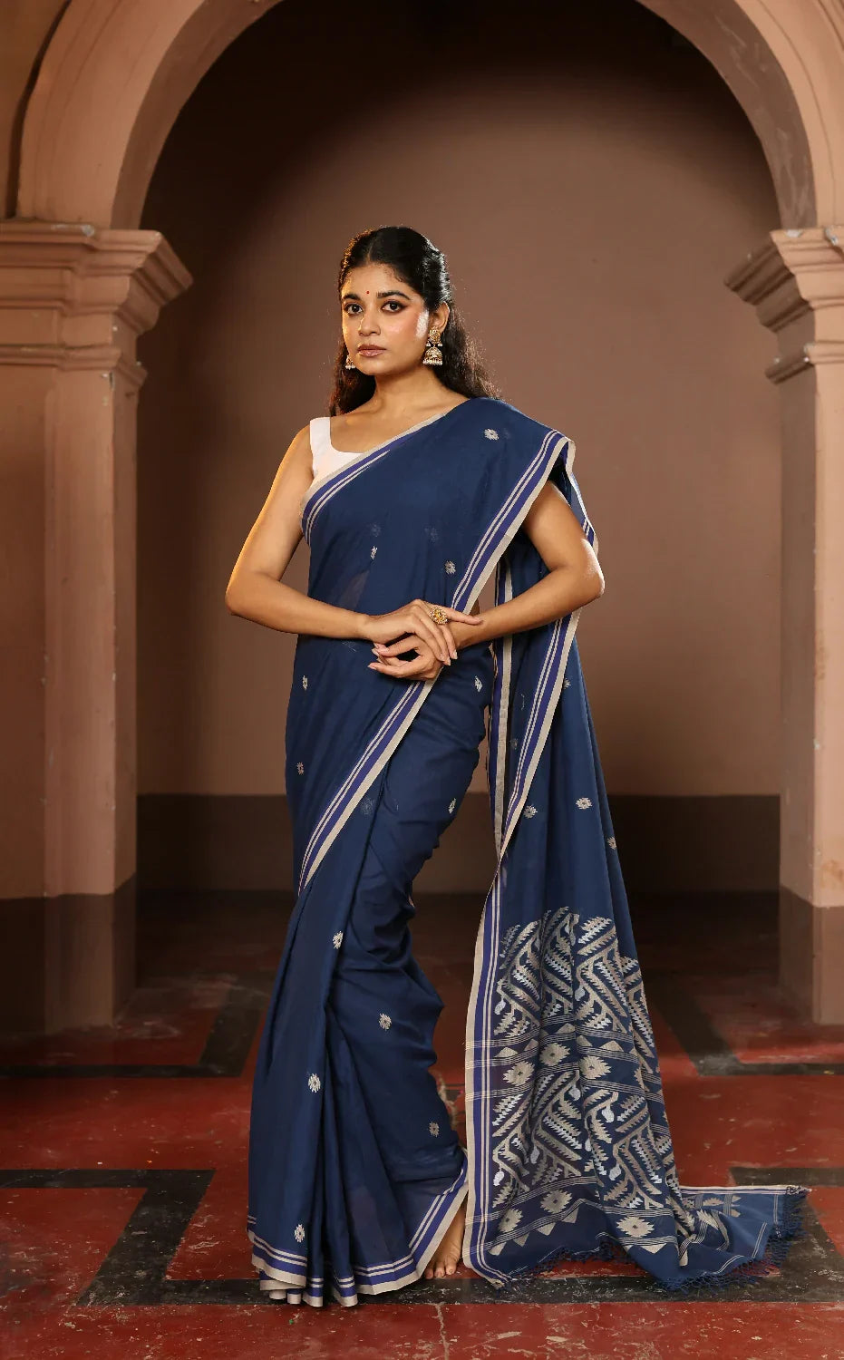 Handloom Navy Blue Pure Cotton Jamdani Saree | SHOBITAM
