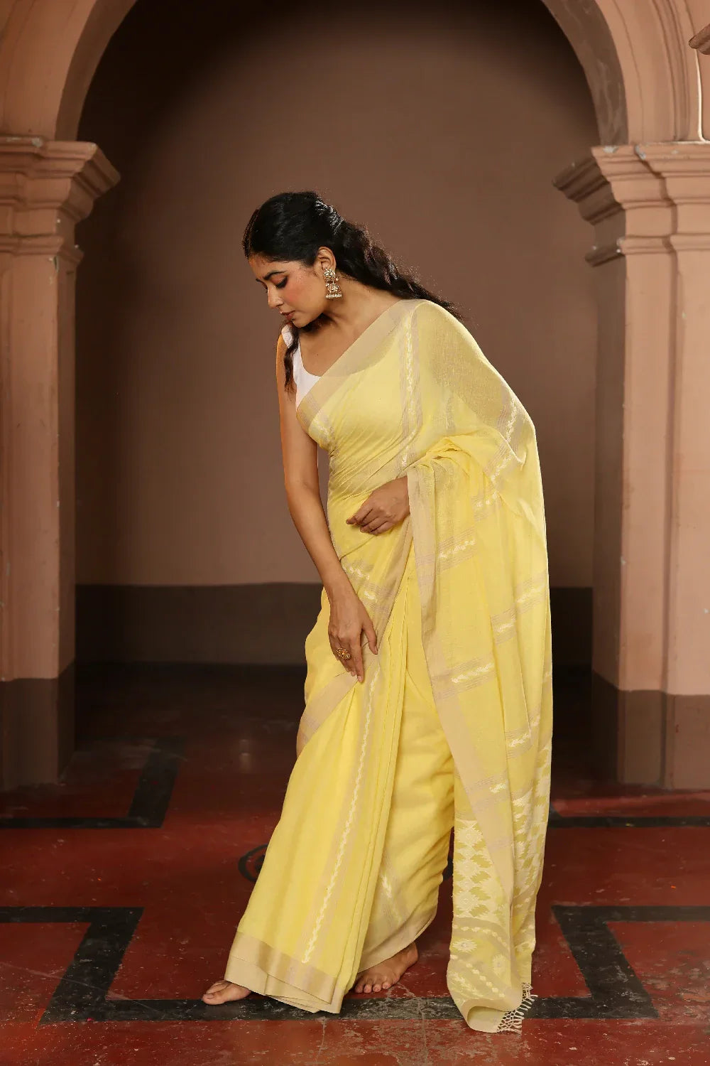 Handloom Lemon Yellow Pure Cotton Jamdani Saree | SHOBITAM