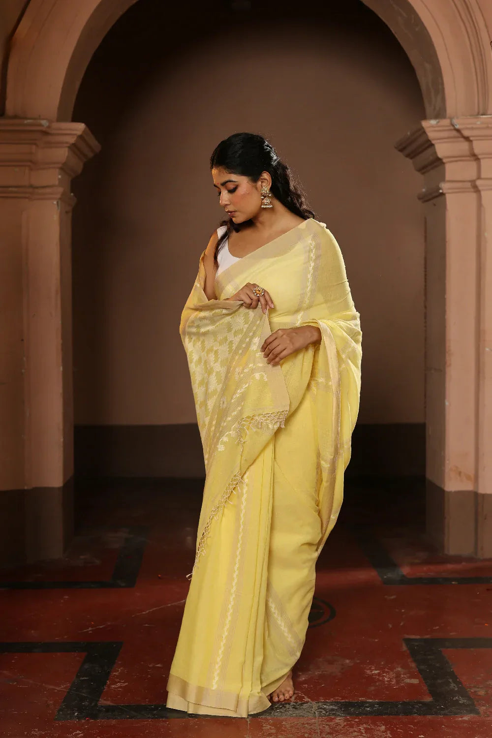 Handloom Lemon Yellow Pure Cotton Jamdani Saree | SHOBITAM