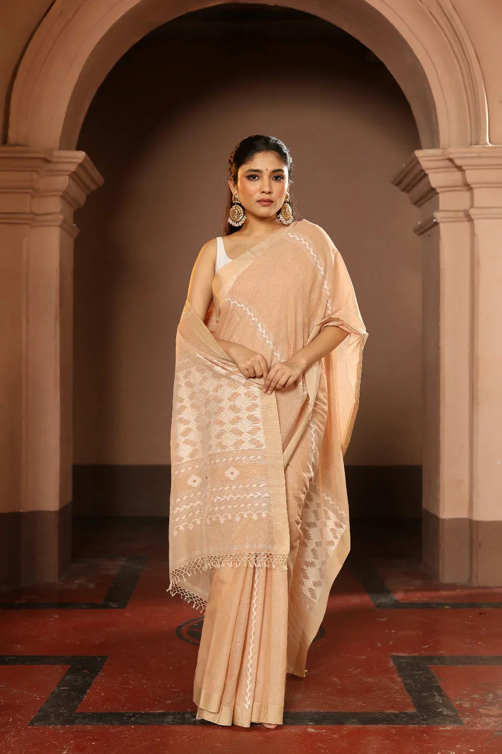Handloom Beige Pure Cotton Jamdani Saree | SHOBITAM
