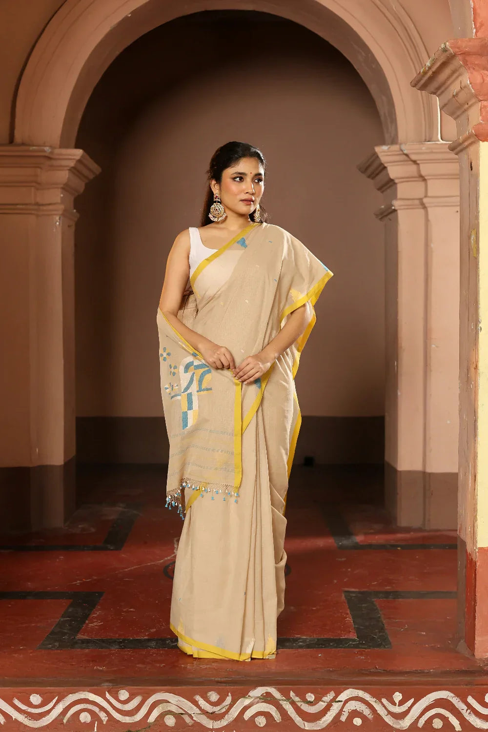 Handloom Beige Pure Cotton Jamdani Saree With Bird Motifs | SHOBITAM