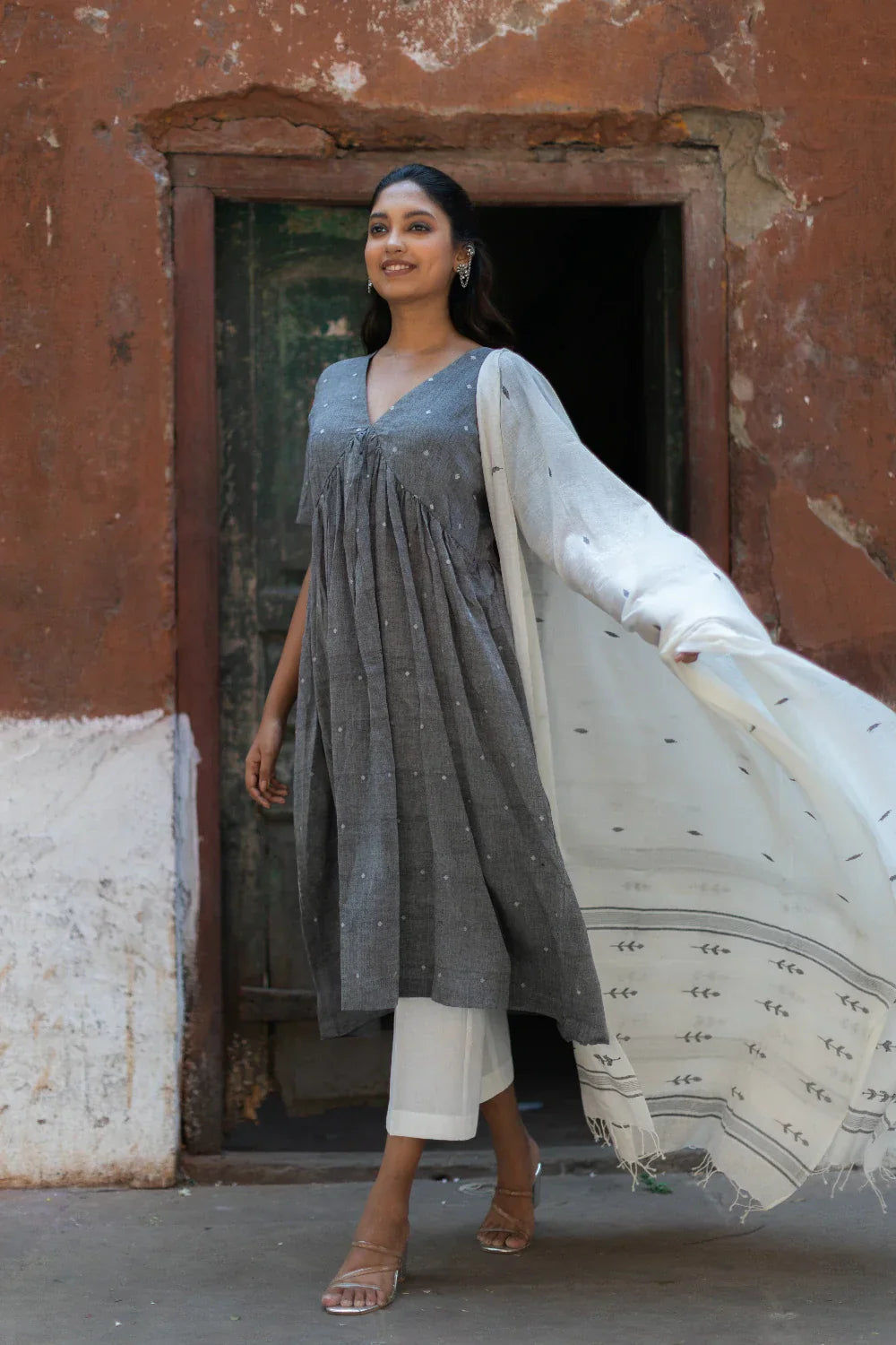 Handloom Grey Soft Cotton Jamdani Kurta Set With Dupatta | SHOBITAM