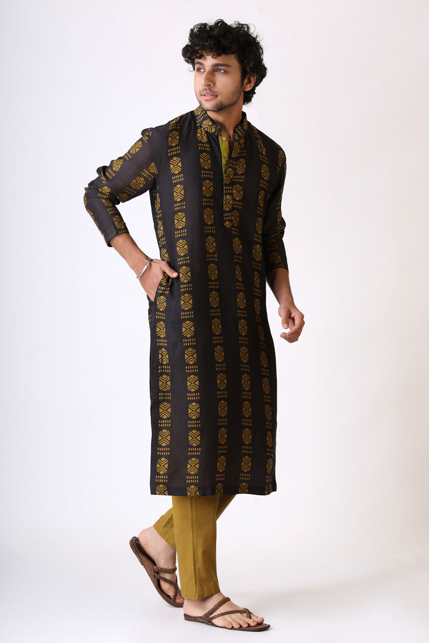 SANGHARASH BLACK MAYIL SET (kurta + pant + jacket) | SHOBITAM