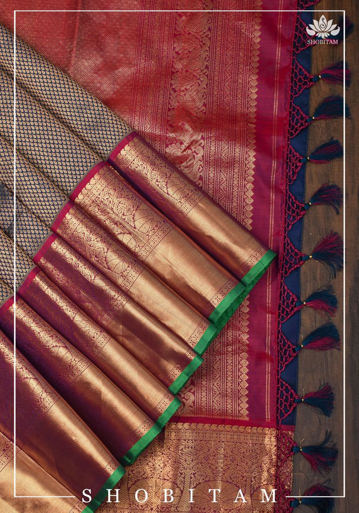 Exquisite Celebrity Special Brocade Gadwal Silk Saree in Prussian Blue gold with Wide Border | SILK MARK CERTIFIED