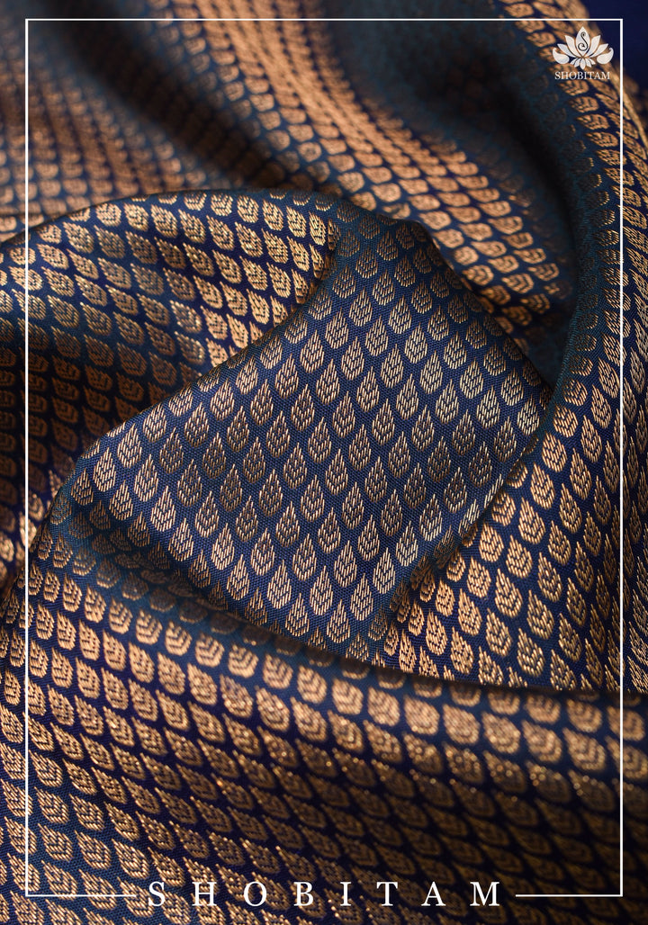 Exquisite Celebrity Special Brocade Gadwal Silk Saree in Prussian Blue gold with Wide Border | SILK MARK CERTIFIED