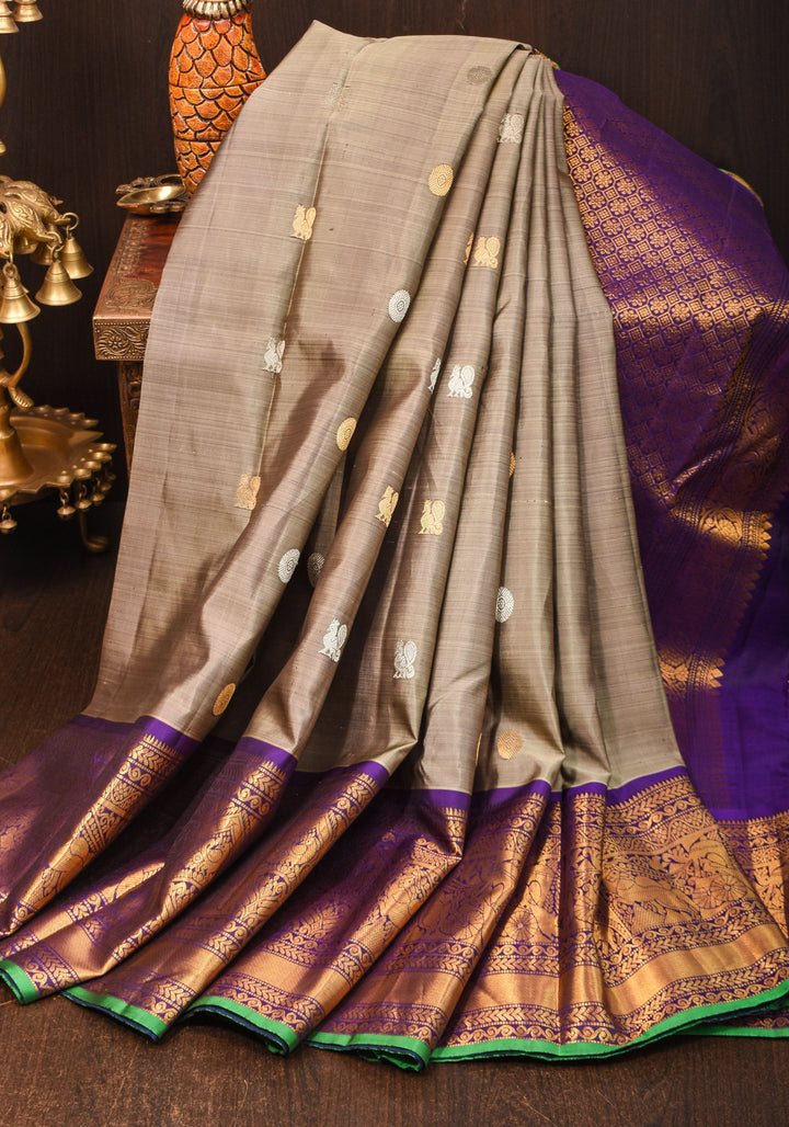 Exquisite Handwoven  Gadwal Pure Silk Saree in Gray and Purple with 11" wide zari Border | SILK MARK CERTIFIED