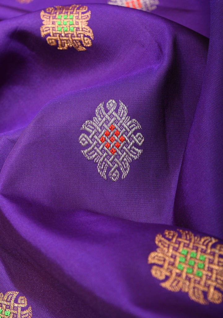 Muggu Design Meenakari Gadwal Silk Saree in Purple with Two Tone  Border | SILK MARK CERTIFIED