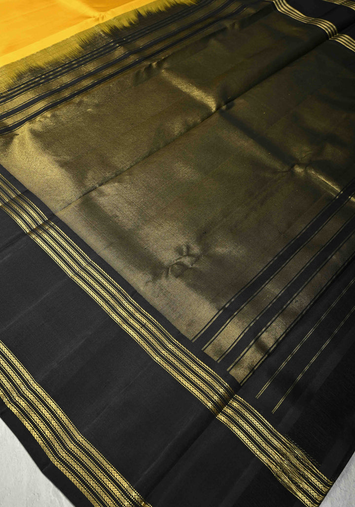 Authentic Yellow Korvai Gadwal Silk Saree with Grand Pallu, Black Borders and Zari | SILK MARK CERTIFIED