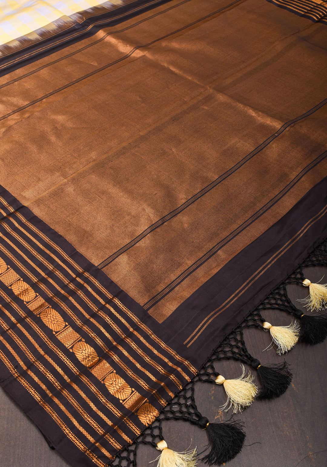 Checks with Korvai Border Gadwal Pure Silk Saree in Butter Yellow and Heather Gray  | SILK MARK CERTIFIED