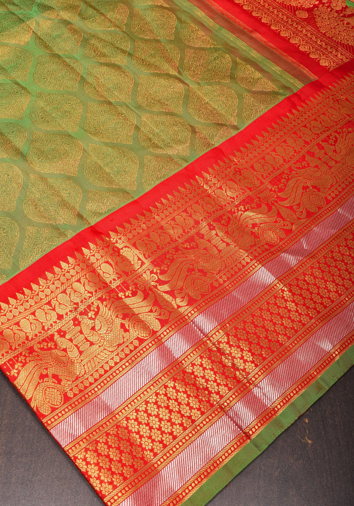 Exquisite Pure Gadwal Silk Saree in Henna Green dual tone  brocade with Contrast Red border and meenakari pallu| SILK MARK CERTIFIED