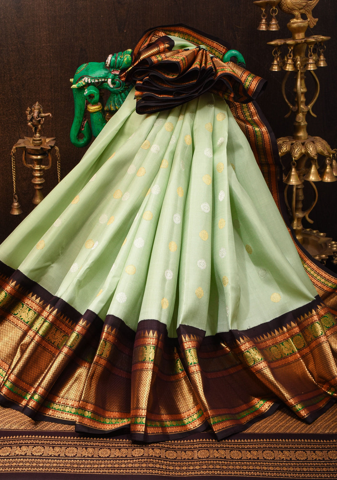 Tea Green Exquisite Korvai weave Gadwal Pure Silk Saree with zari buttas and Tri-tone Zari border| SILK MARK CERTIFIED
